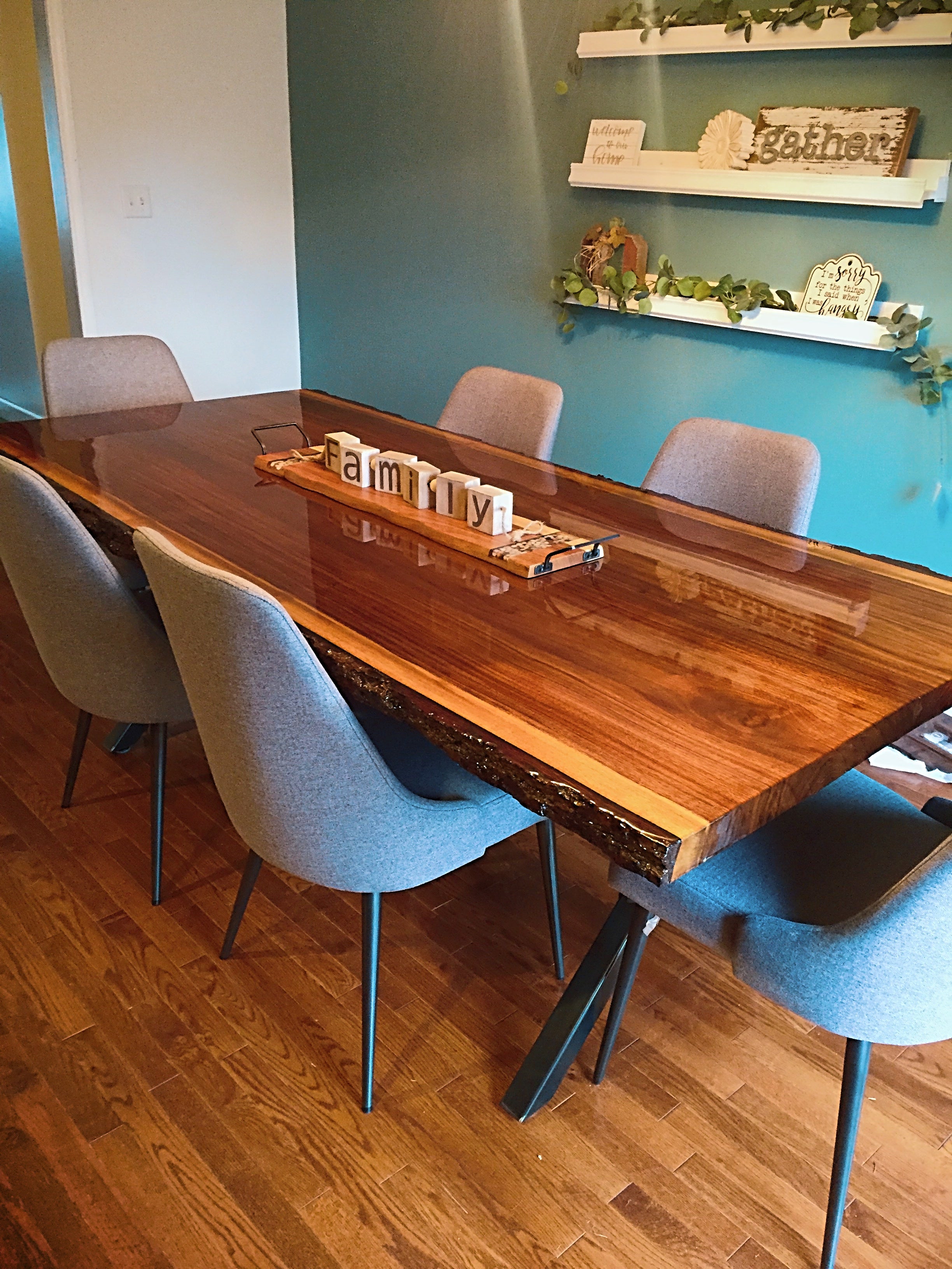 4 Tips to Properly Maintain Your Wooden Epoxy Table